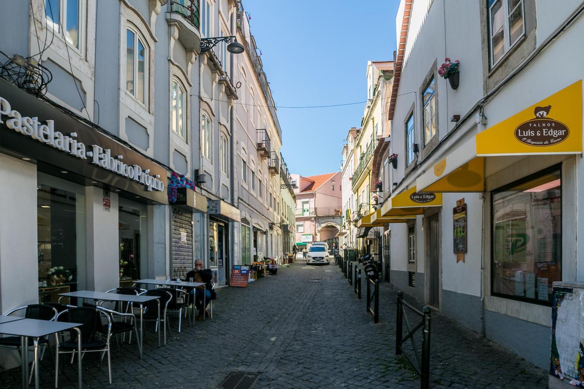Happy Stay Lisbon - Suite With A View, Private Terrace & Ac Exterior photo